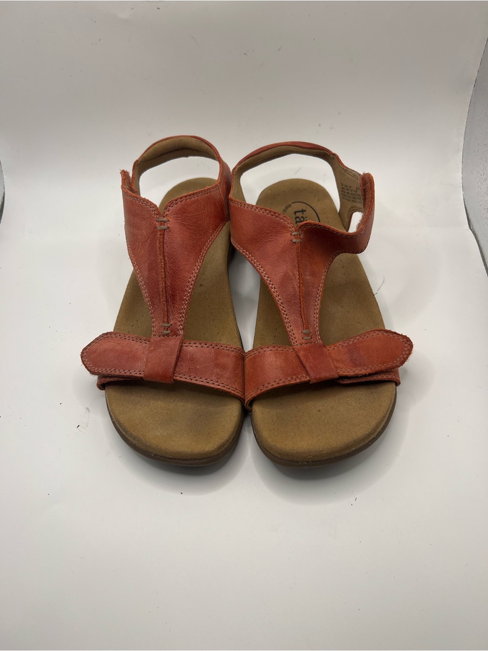 Taos Footwear Coral Leather T‑Strap Sandals